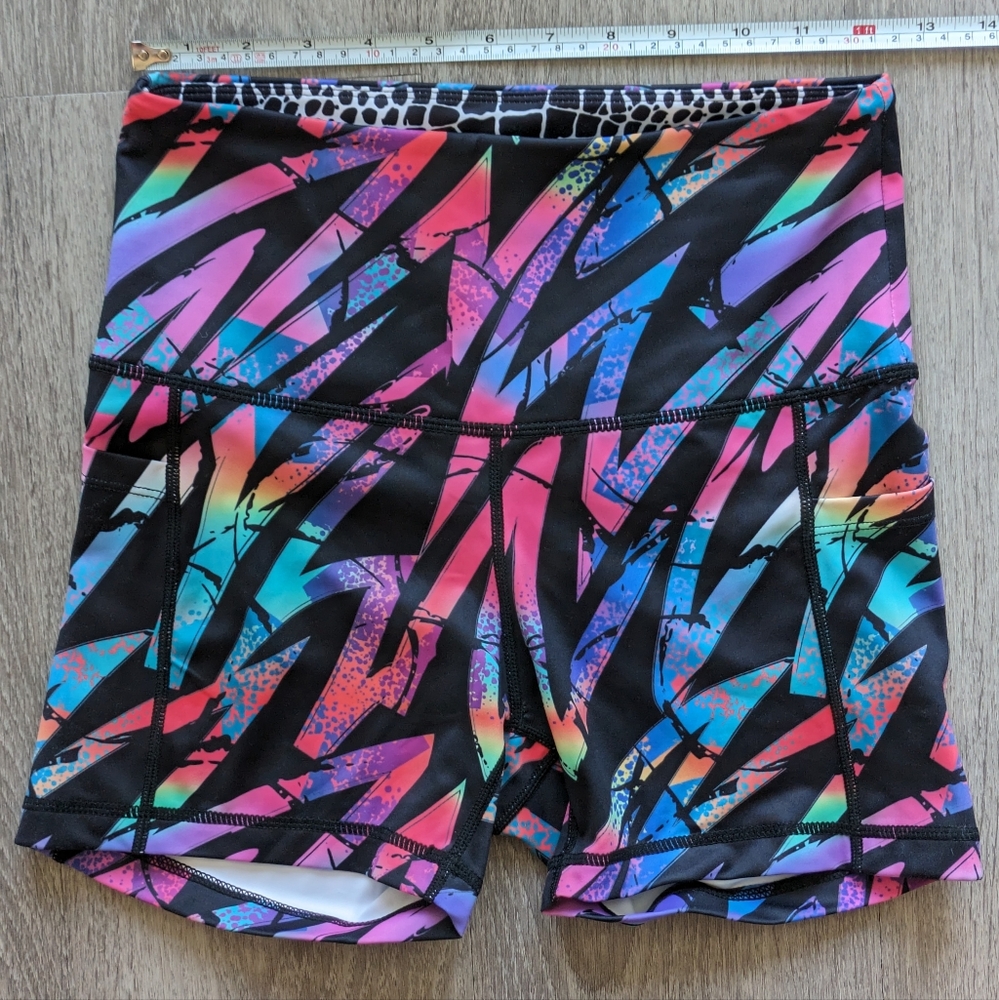 FMFM WOD shorts Women's M animal print